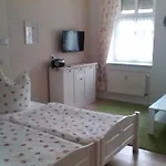 Rosenflair Appartement Schönebeck