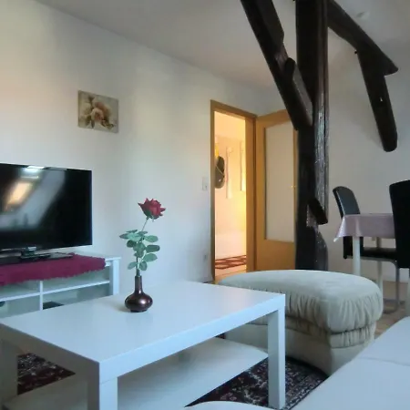 Apartmenthaus Rosenflair * シェーネベック